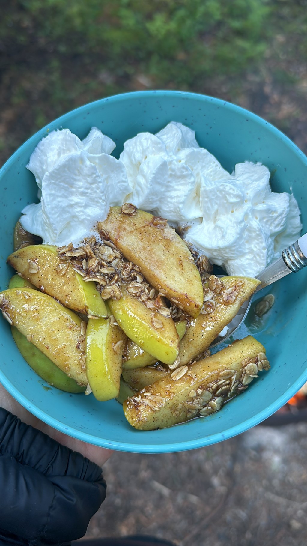 Easy Campfire Apple Crumble (Lazy Girl&nbsp;Approved)